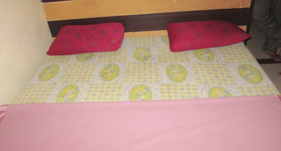 Hotel Sai Chandrama Guest House, Shirdi 1